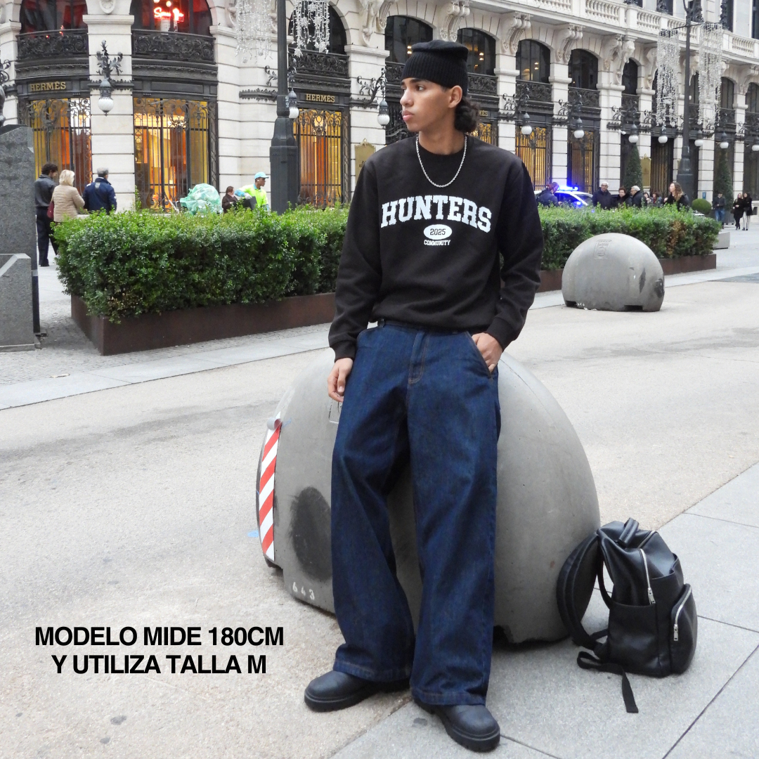 Basic Navy Blue Sweatshirt